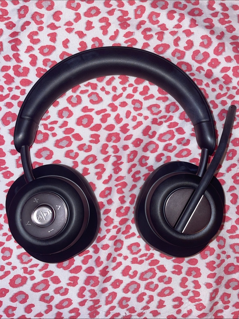 Kensington headphones